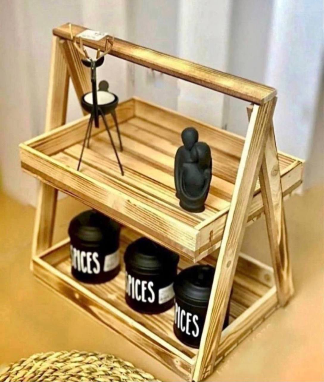 استند چوبی